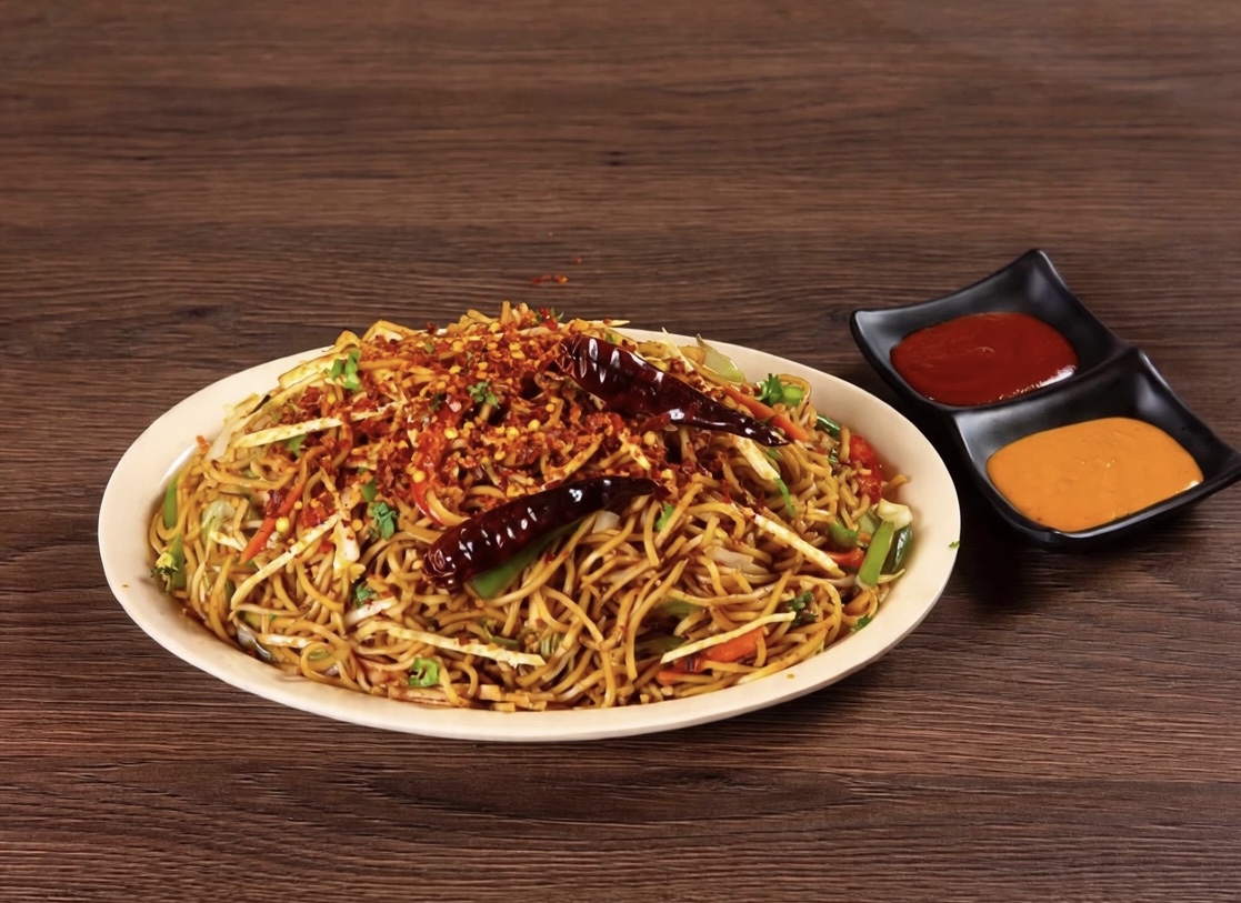 Paneer Schezwen Chowmein