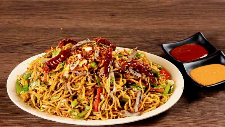 Lamb Schezwen Chowmein