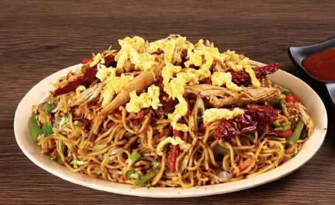 Egg Schezwen Chowmein
